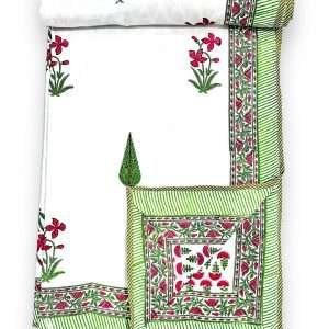 3 LAYERED DOHAR FINISHED WITH BEAUTIFUL PIPPING ON ALL 4 SIDES(90X108 )